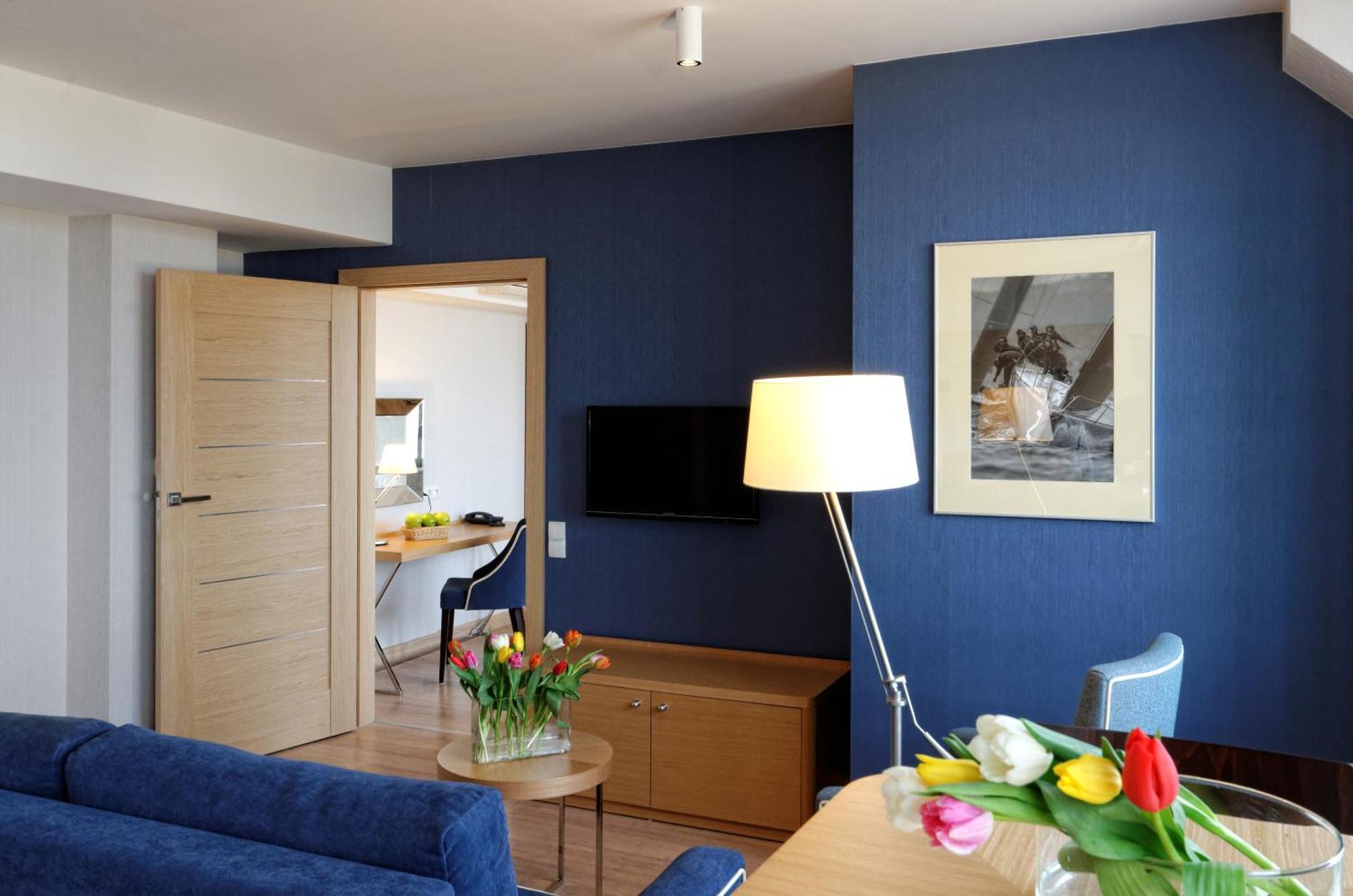 Hotel Marina Club Old Town View Гданск Екстериор снимка